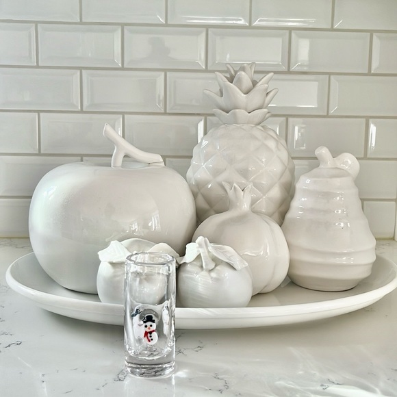 Anthropologie Festive Snowman Icon Shot Glass - Picture 3 of 13